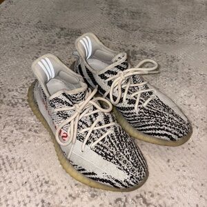 Adidas Yeezy Boost 350 V2 Black White Sneakers
